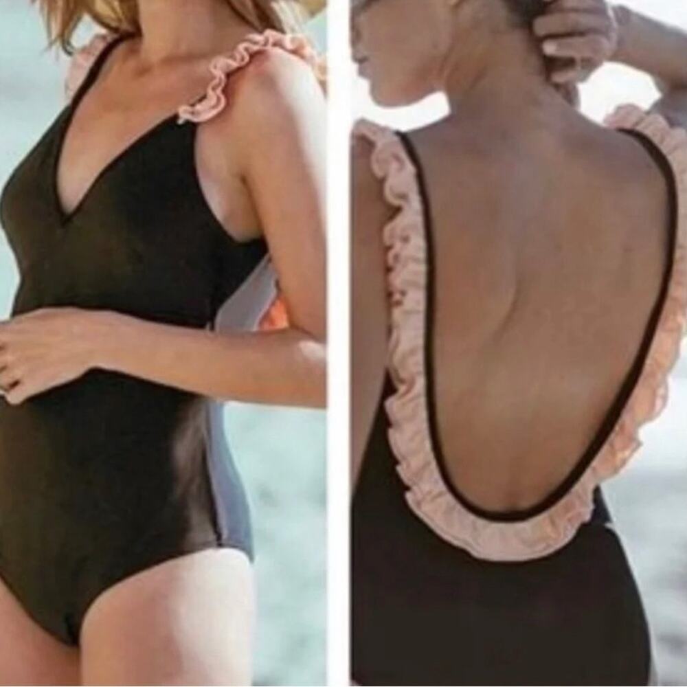 CUPSHE One Piece‎ Swimsuit Black Pink Ruffle Size Medium